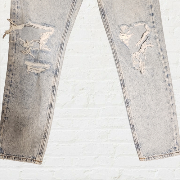 American Eagle Mom Jeans - Picture 4 of 9